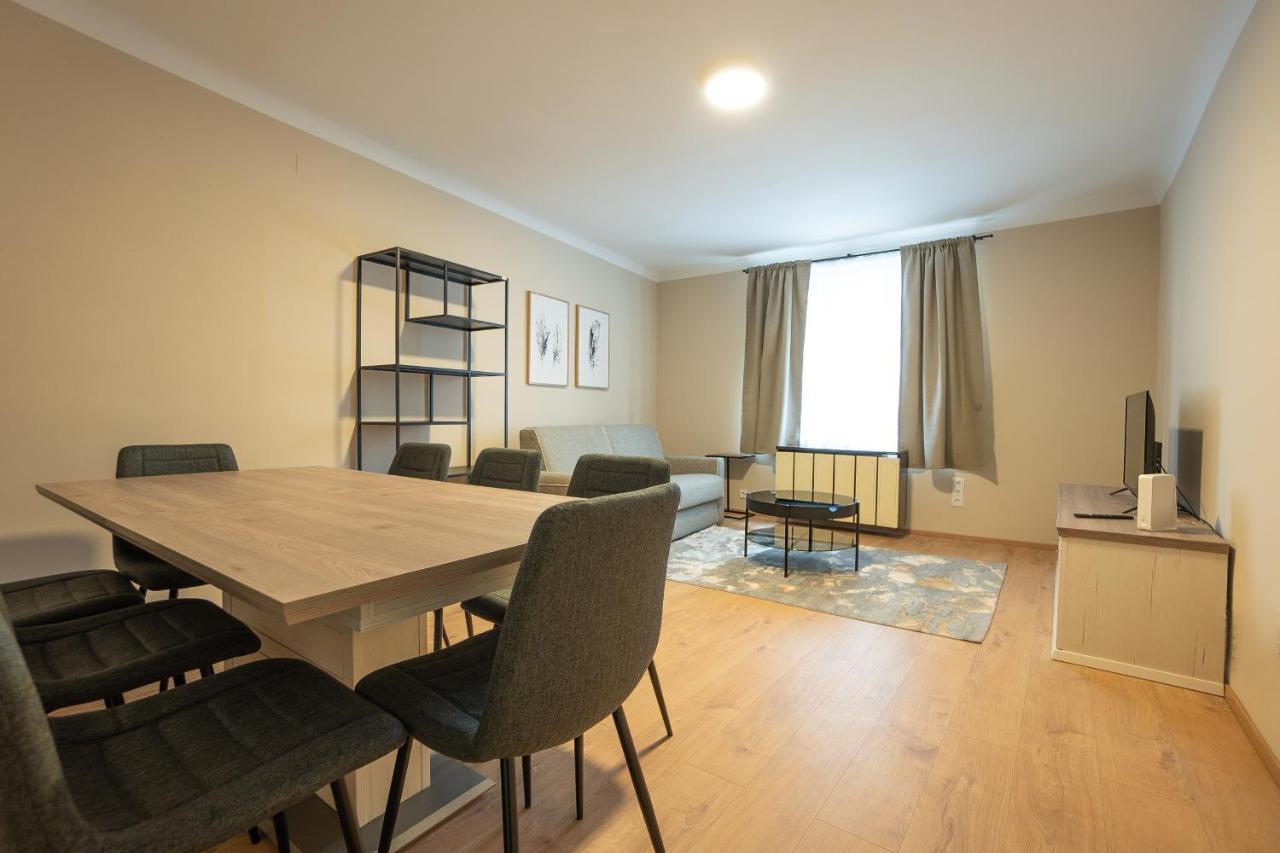 A 2-Bedroom Apartment With A King-Size Bed And A Balcony Is Located Just A 15-Minute Walk From Stephansplatz. Vienna Esterno foto